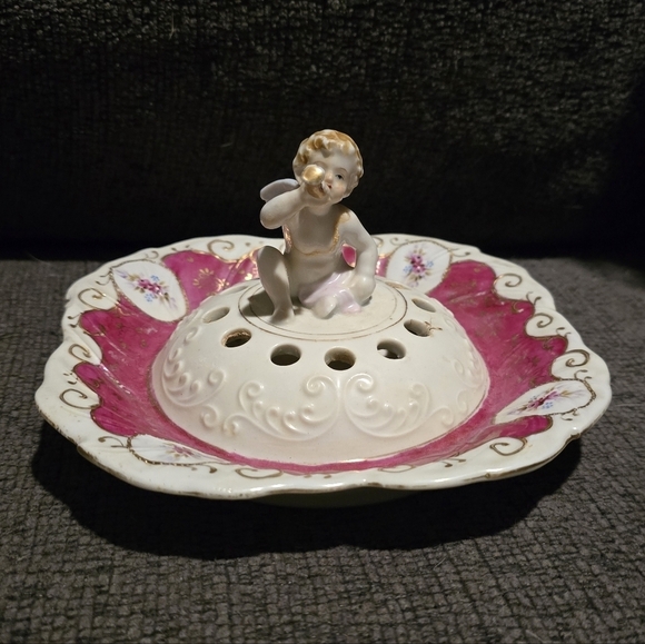 von schierholz Other - Von Schierholz | German Cherub Potpourri Flower Frog